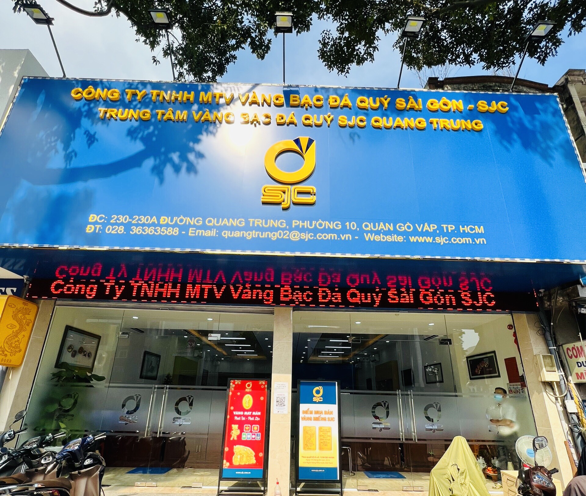Hình ảnh Công ty Vàng Bạc Đá Quý Sài Gòn – SJC