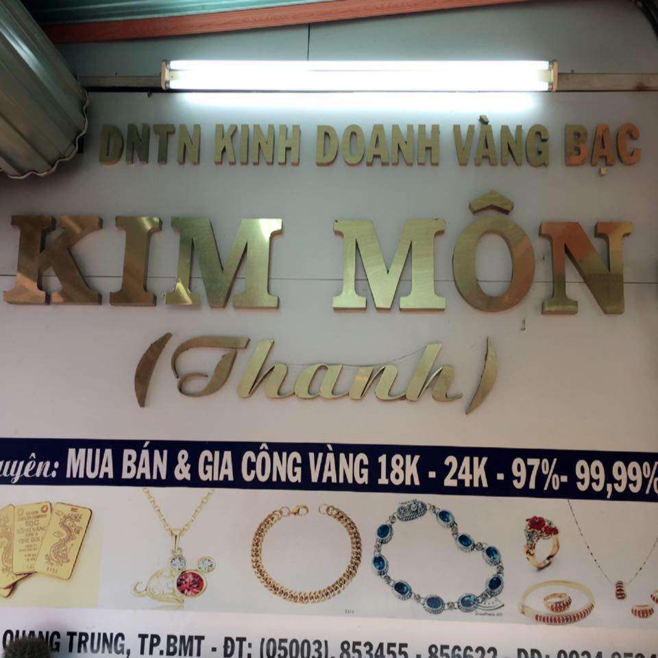 Biển hiệu tiệm vàng Kim Môn