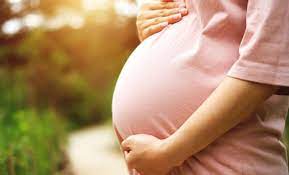 Bảo hiểm thai sản là loại hình bảo hiểm tự nguyện, cần thiết liên quan đến quá trình mang thai, sinh con