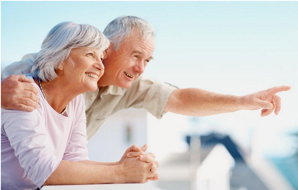 Người cao tuổi khi đăng ký tham gia bảo hiểm sức khoẻ thường gặp phải một số bất cập